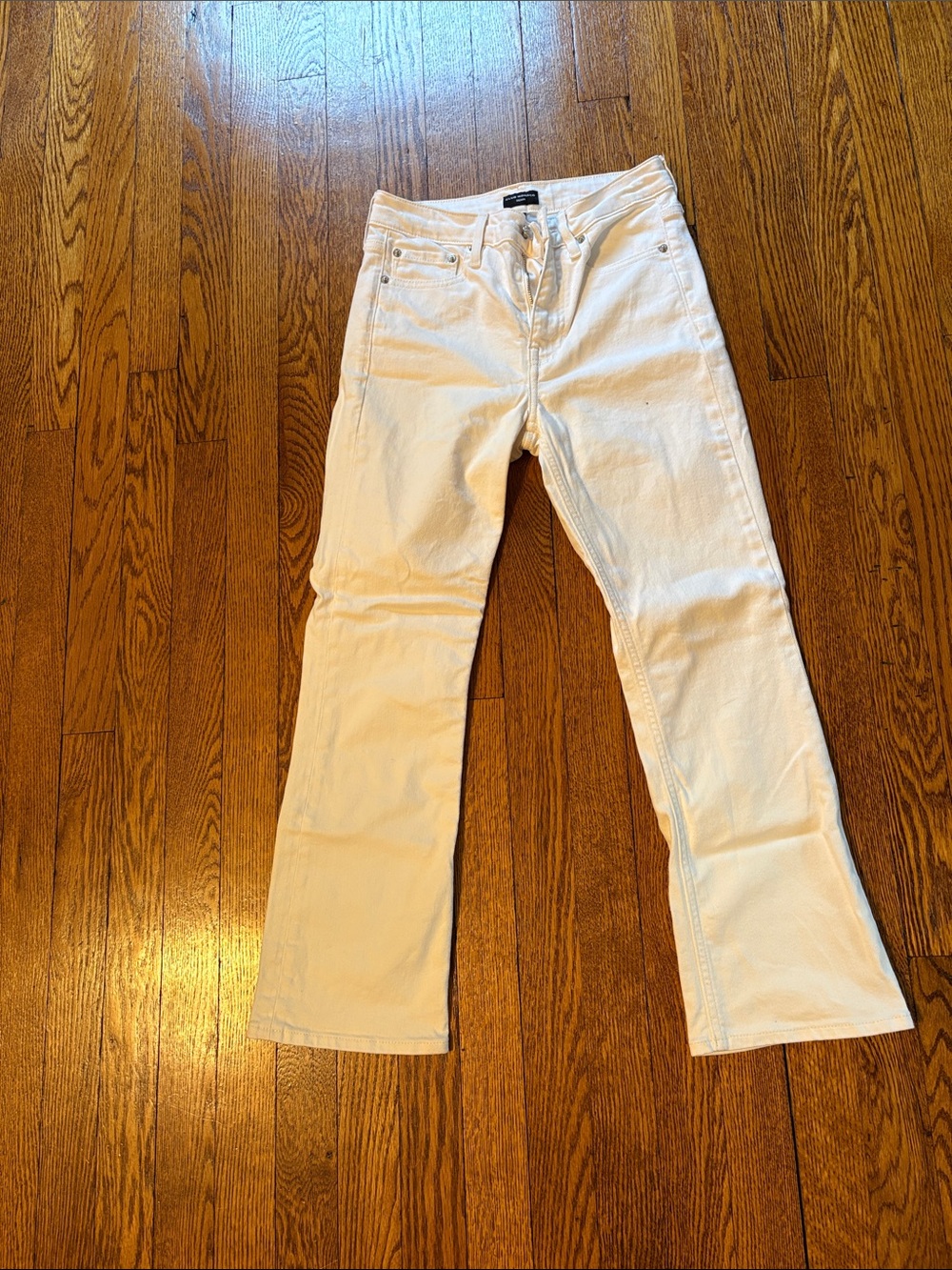 Club Monaco Kick Crop White Jeans